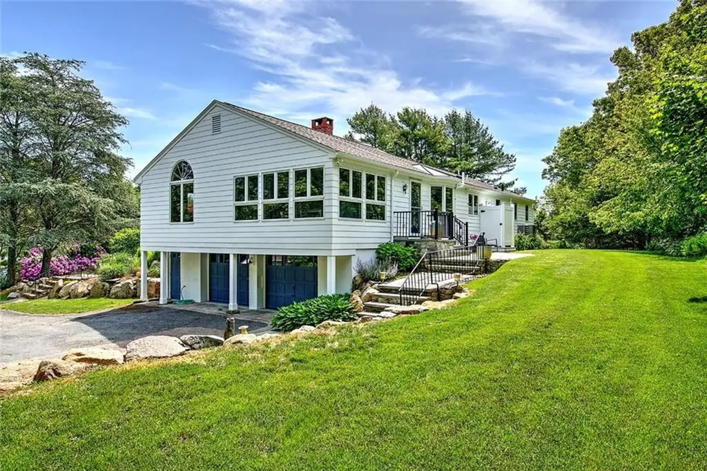 251 Succotash Road South Kingstown RI 02879