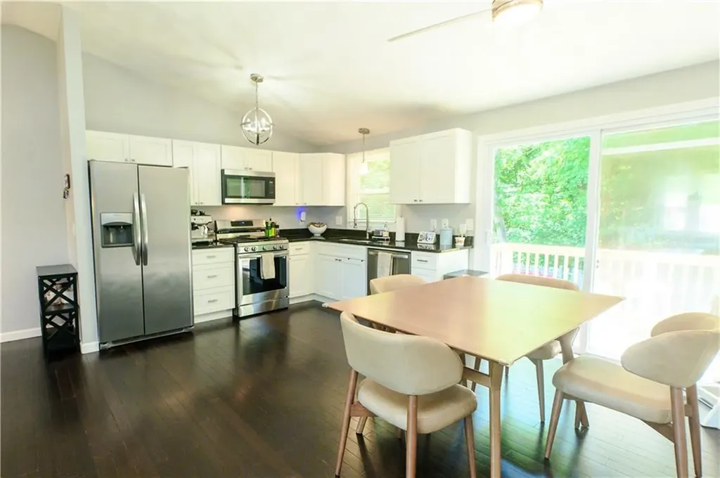 244 Samuel Gorton Avenue Warwick RI 02889