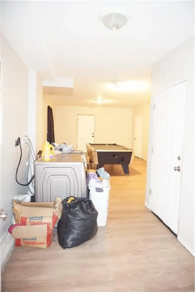 12 Thomas Avenue Pawtucket RI 02860