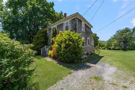 469 Wapping Road Portsmouth RI 02871