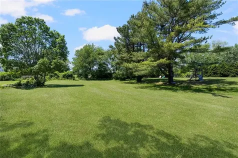 469 Wapping Road Portsmouth RI 02871