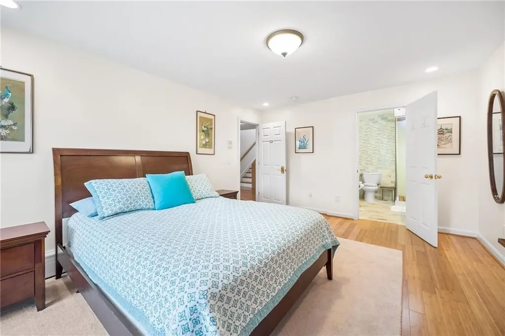 205 Indian Avenue Portsmouth RI 02871
