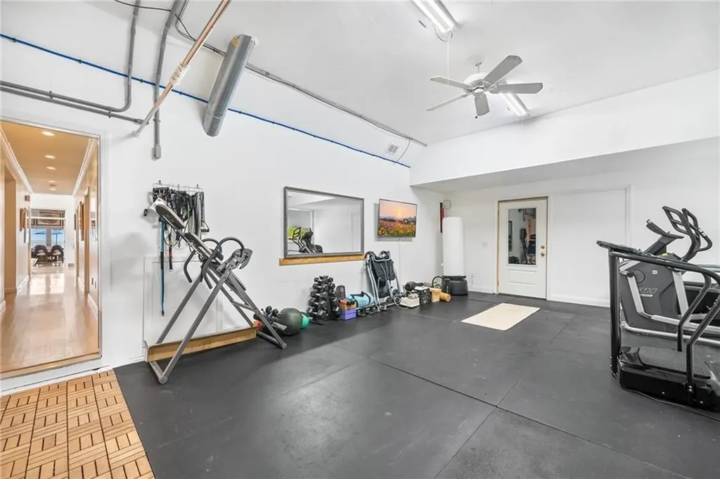 205 Indian Avenue Portsmouth RI 02871