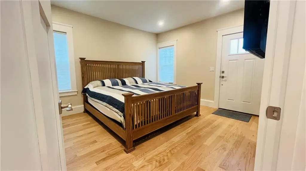 35 Memorial Boulevard Newport RI 02840