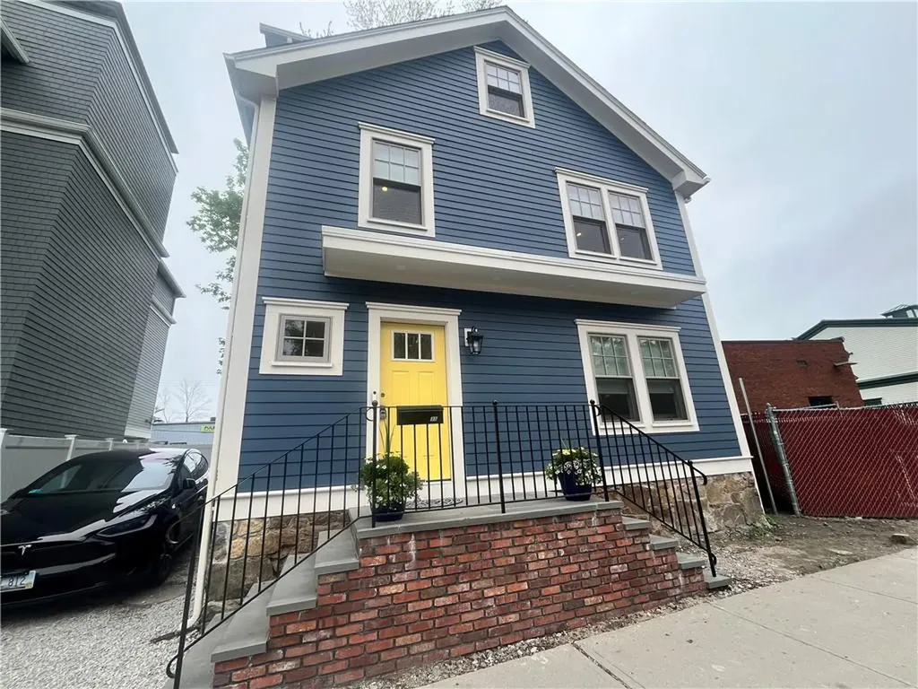 35 Memorial Boulevard Newport RI 02840