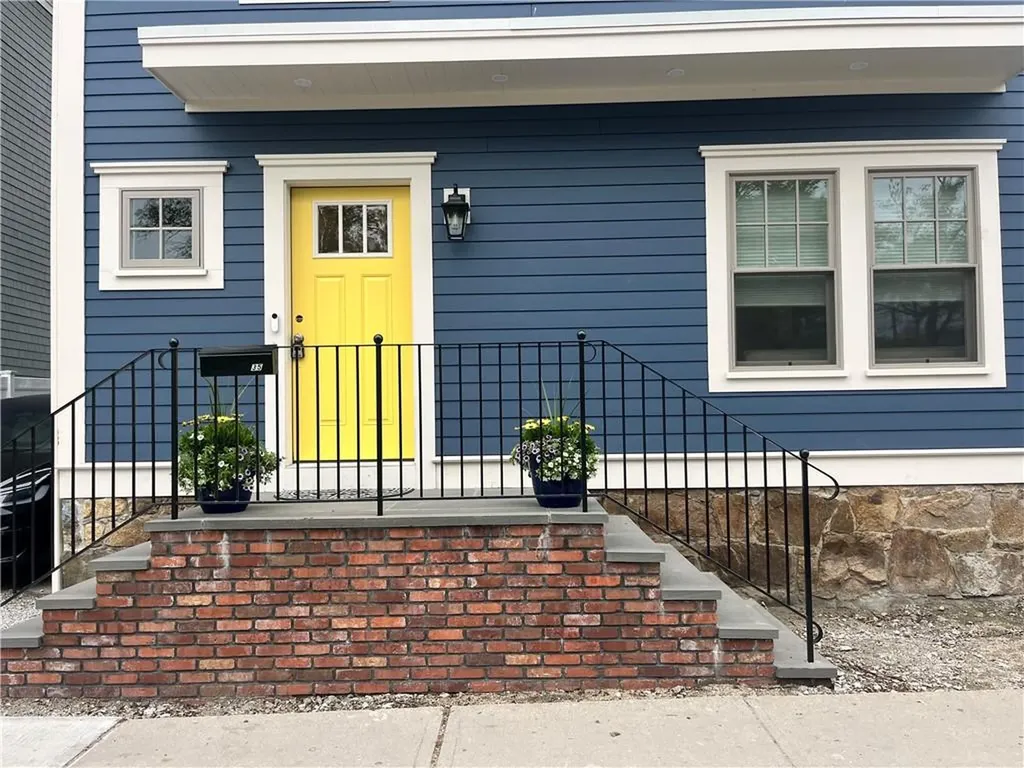 35 Memorial Boulevard Newport RI 02840