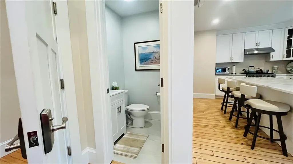 35 Memorial Boulevard Newport RI 02840
