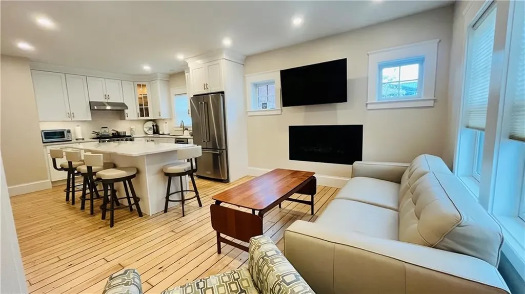 35 Memorial Boulevard Newport RI 02840
