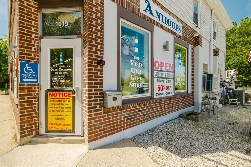 1019 Main Road Tiverton RI 02878