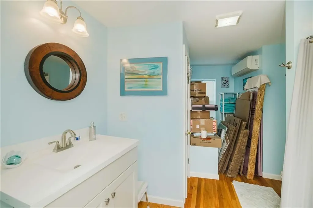 1019 Main Road Tiverton RI 02878