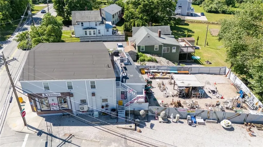 1019 Main Road Tiverton RI 02878