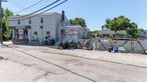 1019 Main Road Tiverton RI 02878