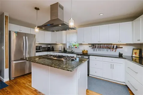 1019 Main Road Tiverton RI 02878