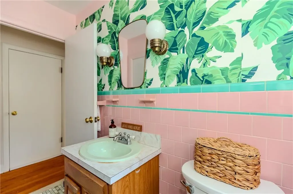 111 Isabella Avenue Providence RI 02908