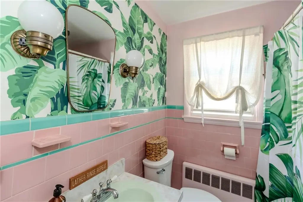 111 Isabella Avenue Providence RI 02908
