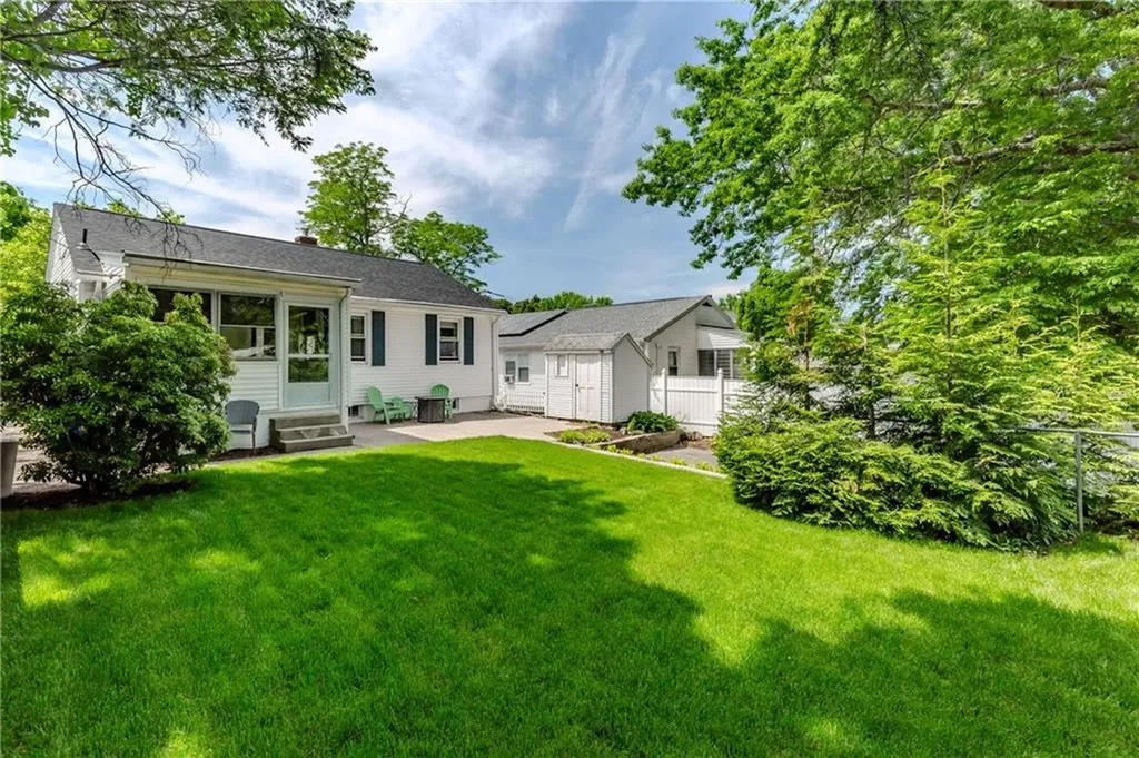 111 Isabella Avenue Providence RI 02908