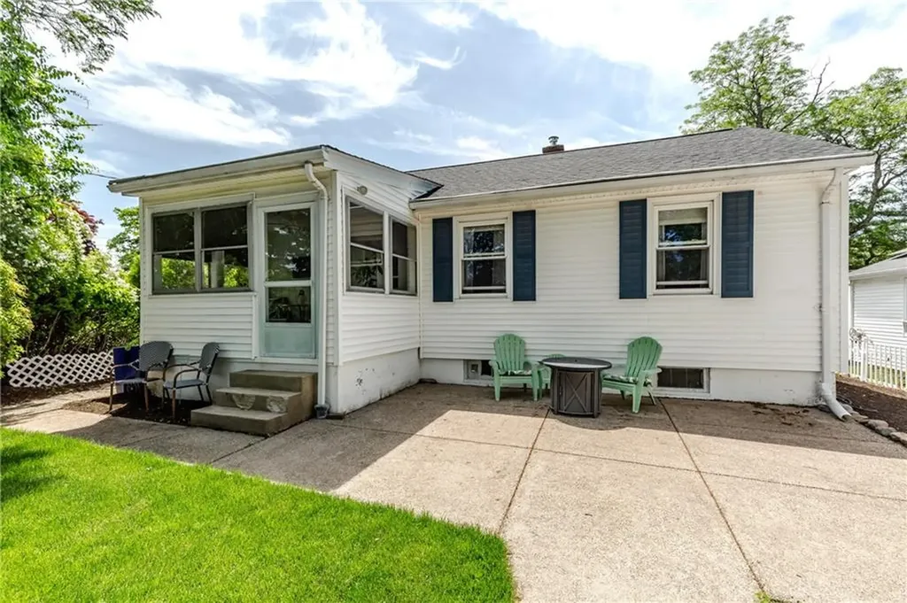 111 Isabella Avenue Providence RI 02908