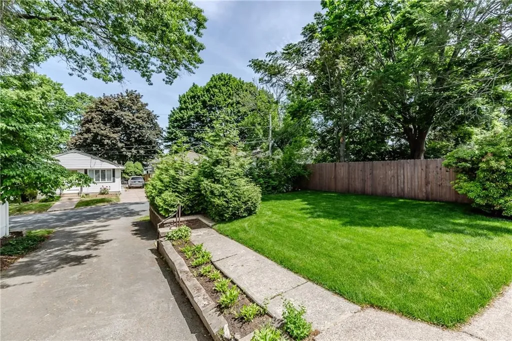 111 Isabella Avenue Providence RI 02908