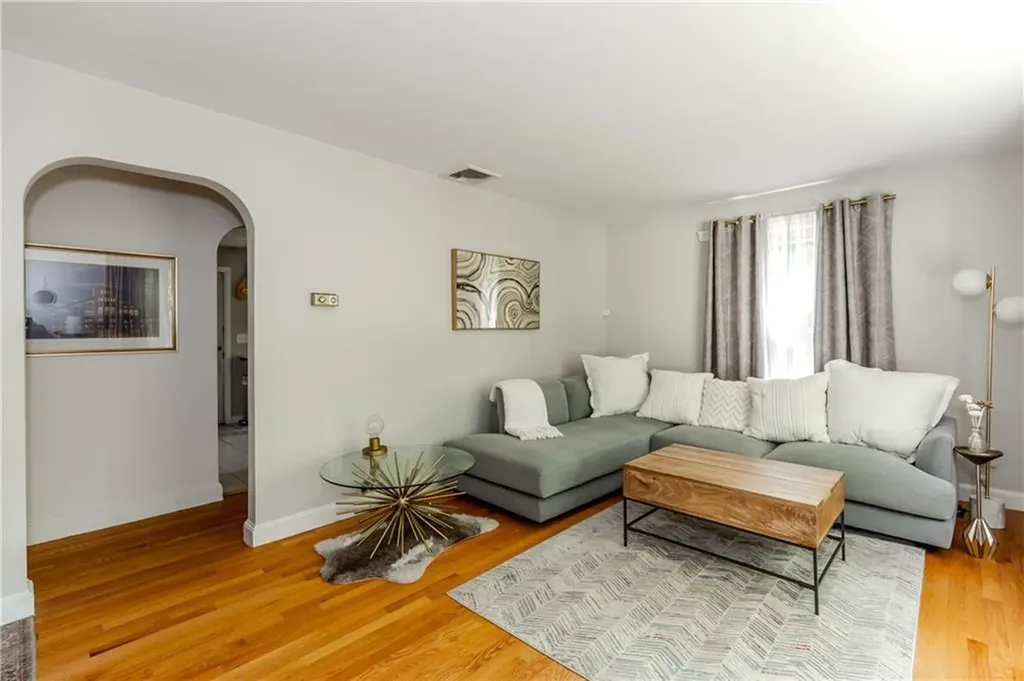 111 Isabella Avenue Providence RI 02908
