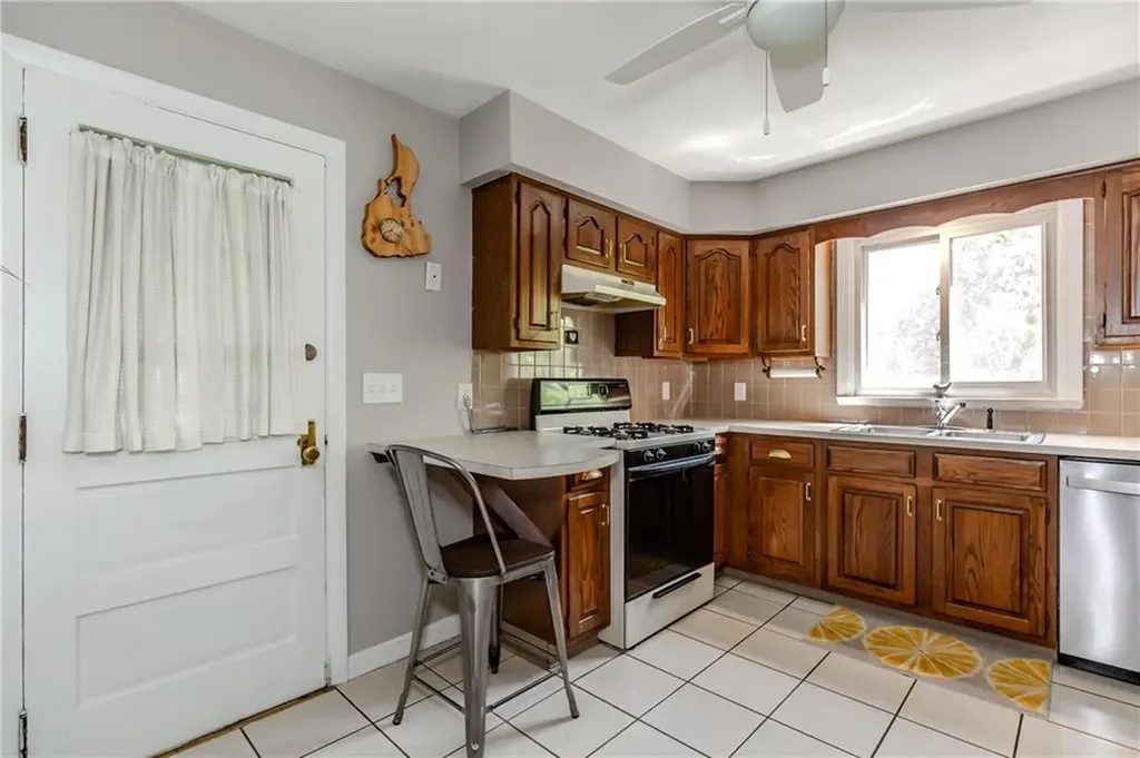 111 Isabella Avenue Providence RI 02908