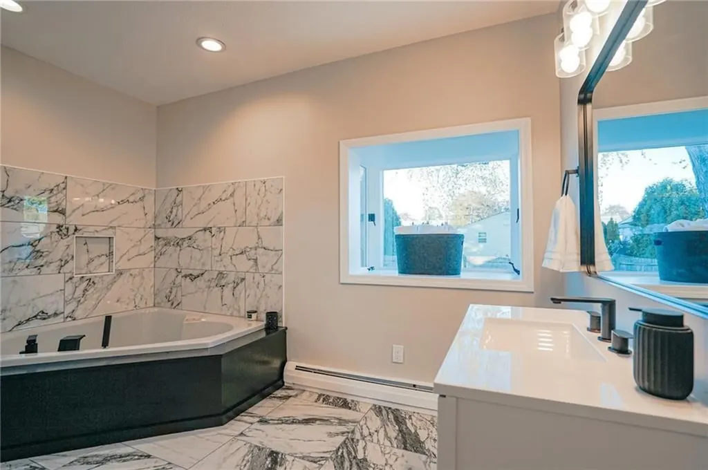 59 Bourne Avenue East Providence RI 02916