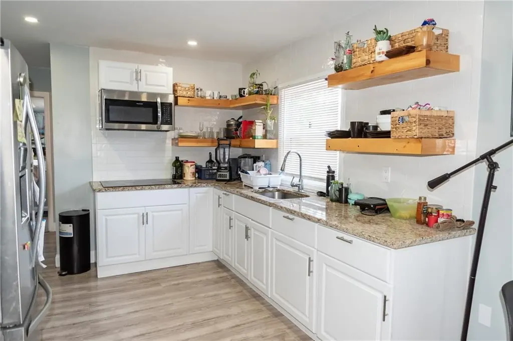 33 Ridge St Street Cranston RI 02920