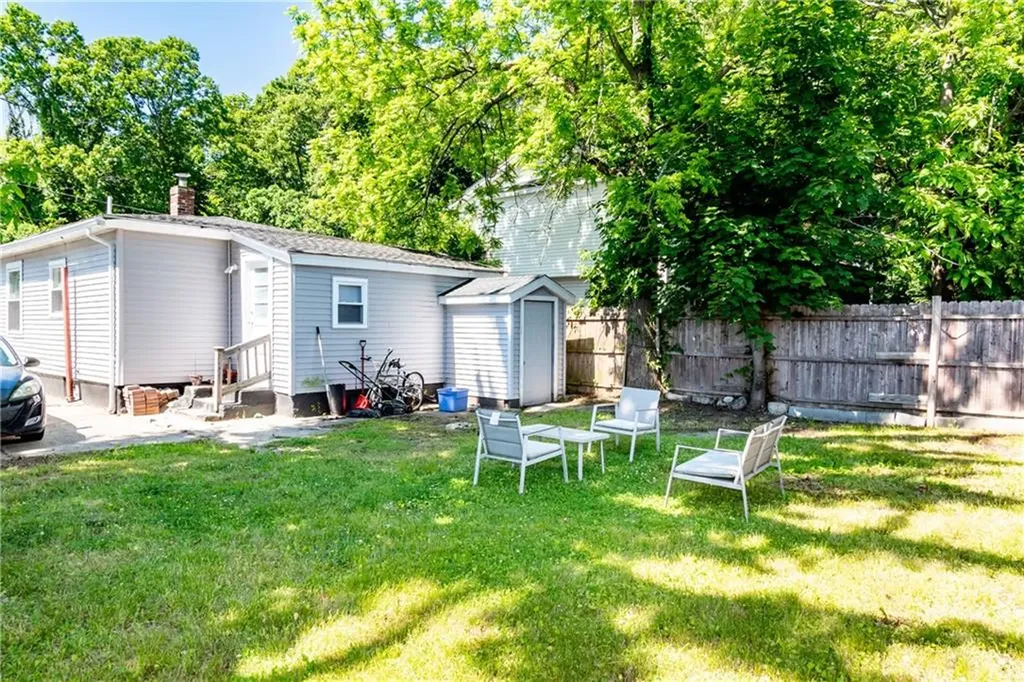 33 Ridge St Street Cranston RI 02920