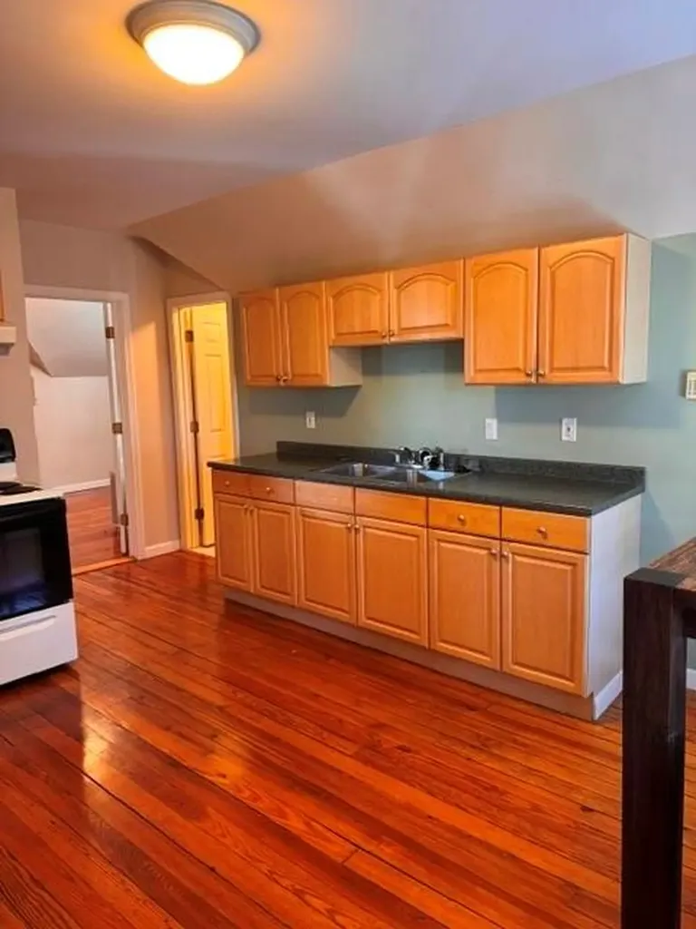 595 597 Armistice Boulevard Pawtucket RI 02861