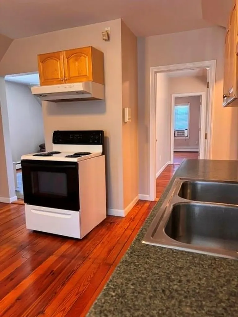 595 597 Armistice Boulevard Pawtucket RI 02861