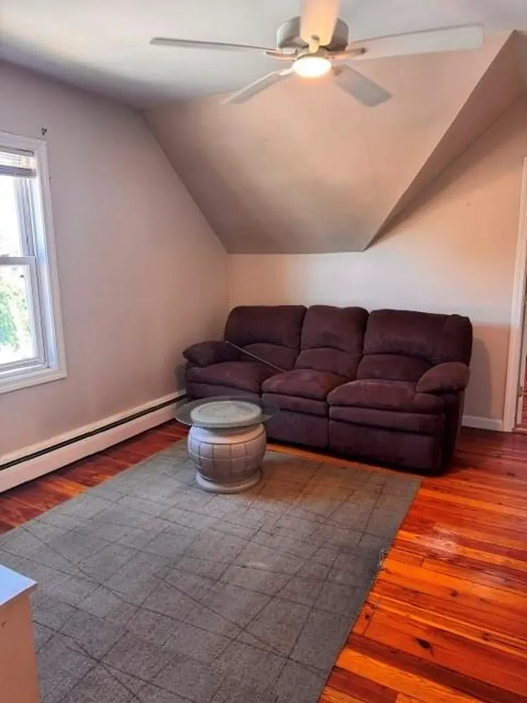 595 597 Armistice Boulevard Pawtucket RI 02861