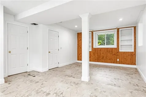 107 Huckleberry Road North Kingstown RI 02852