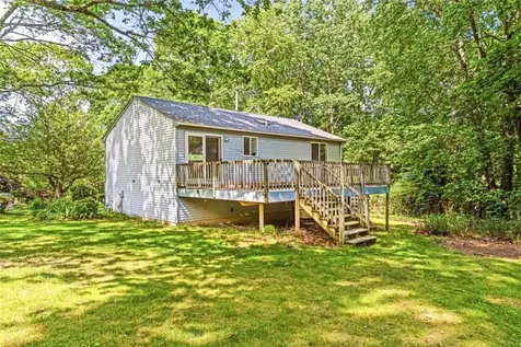 107 Huckleberry Road North Kingstown RI 02852