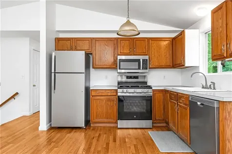 107 Huckleberry Road North Kingstown RI 02852
