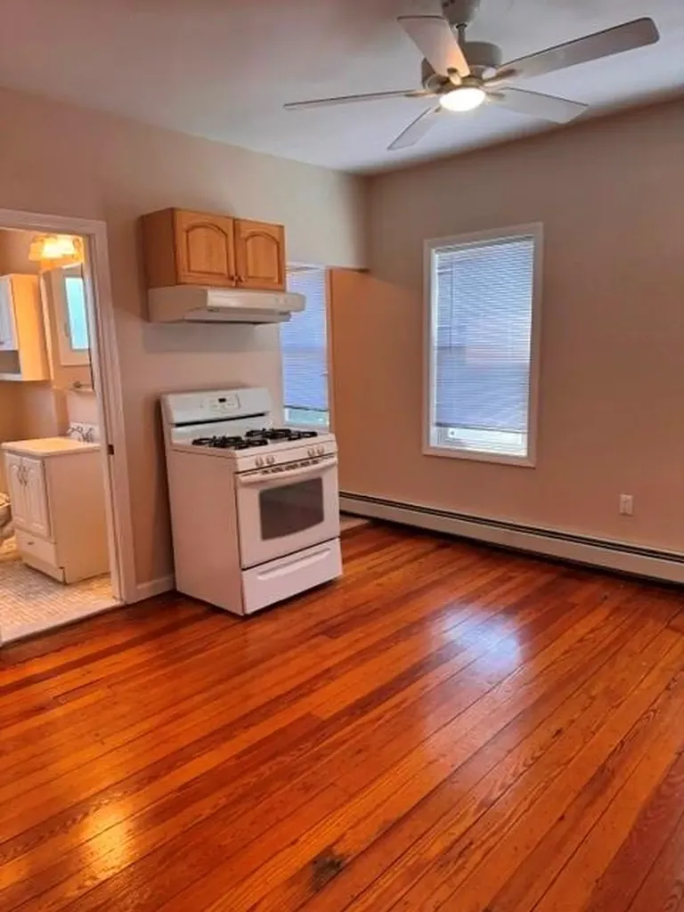 595 597 Armistice Boulevard Pawtucket RI 02861