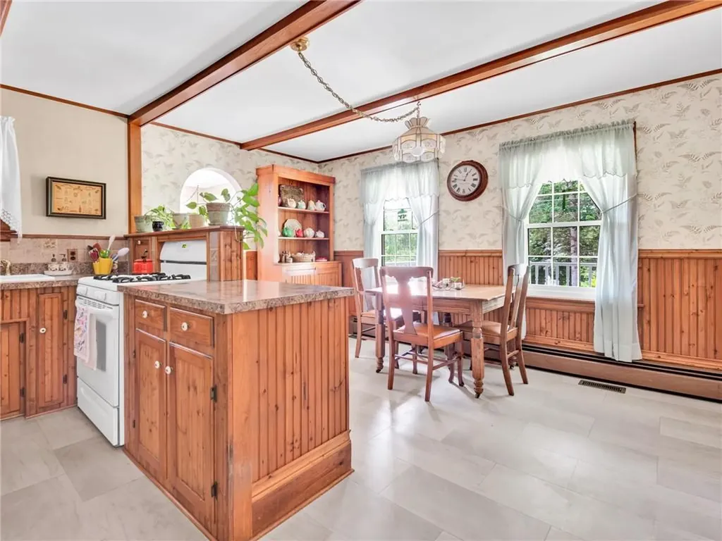 335 Eagle Peak Road Burrillville RI 02859