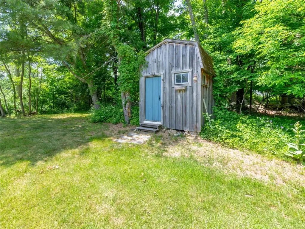 335 Eagle Peak Road Burrillville RI 02859