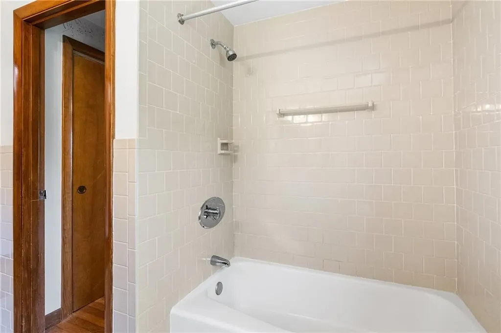 105 Fairfield Drive North Kingstown RI 02852