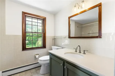 105 Fairfield Drive North Kingstown RI 02852