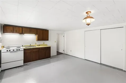 105 Fairfield Drive North Kingstown RI 02852