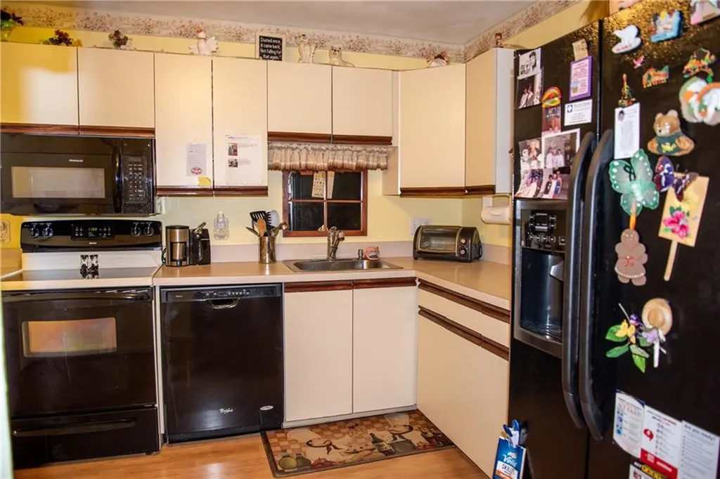 185 Manville Hill Road Cumberland RI 02864