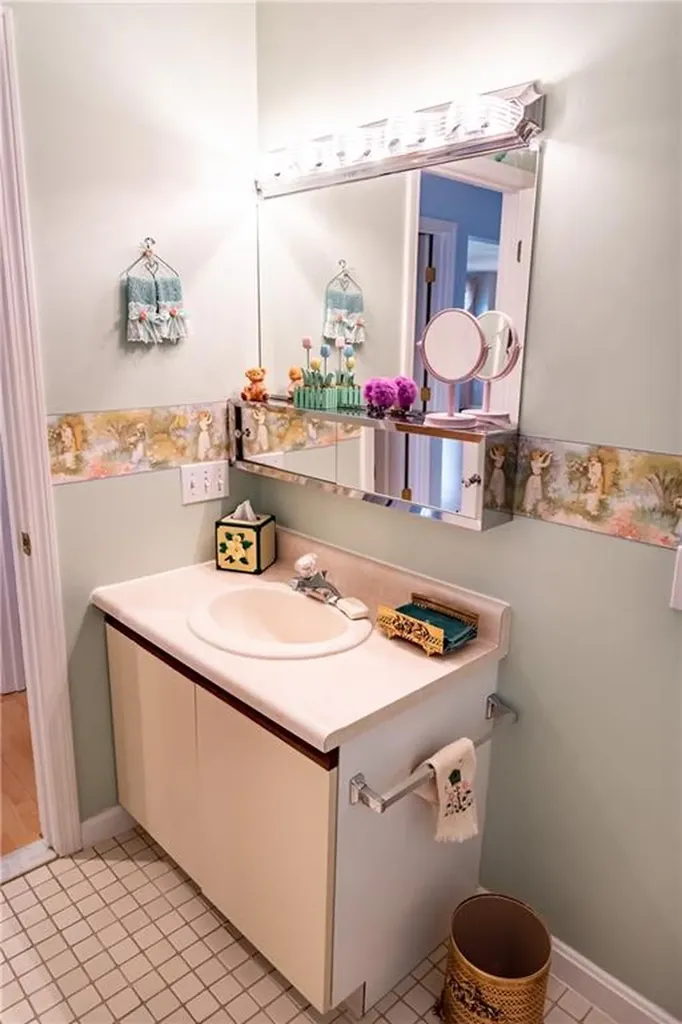 185 Manville Hill Road Cumberland RI 02864