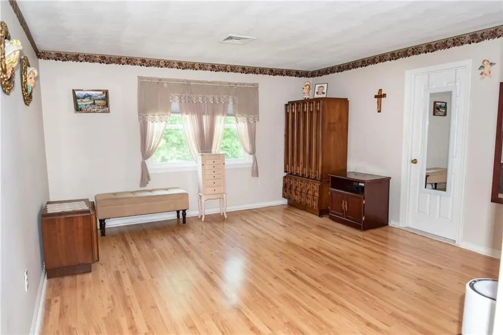 185 Manville Hill Road Cumberland RI 02864