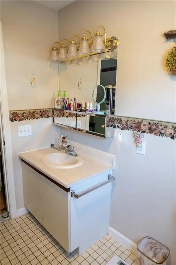 185 Manville Hill Road Cumberland RI 02864