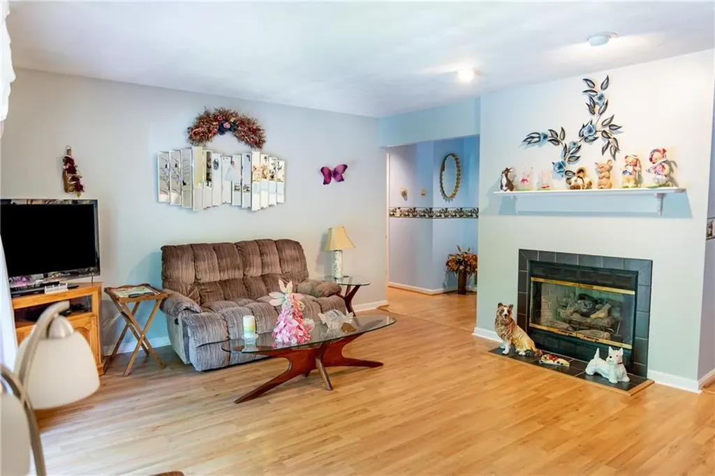 185 Manville Hill Road Cumberland RI 02864