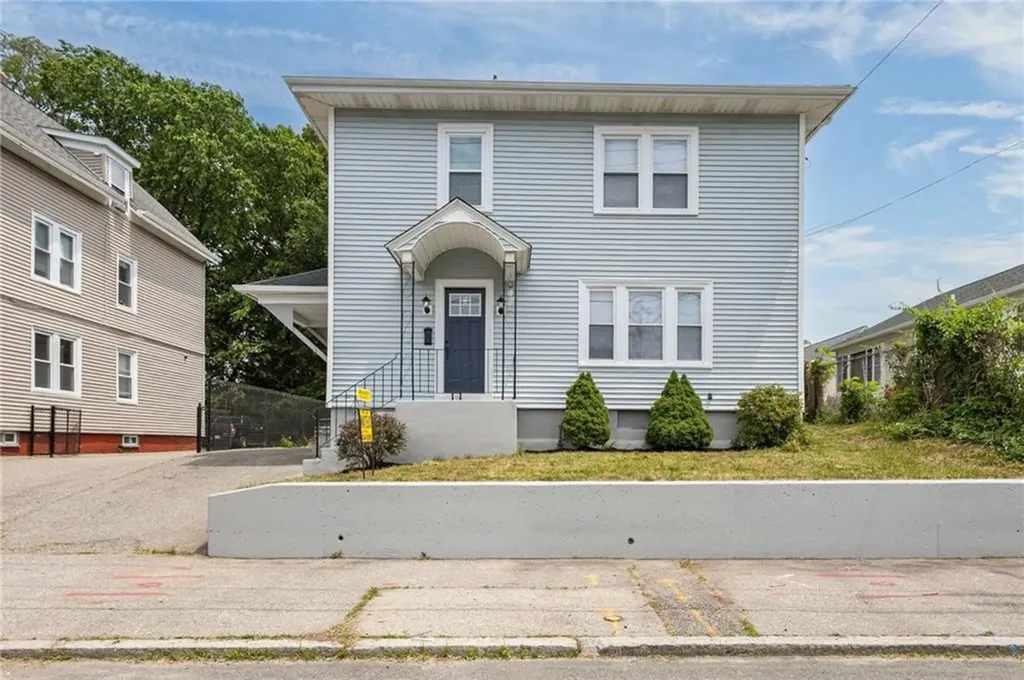 200 Narragansett Avenue Providence RI 02907
