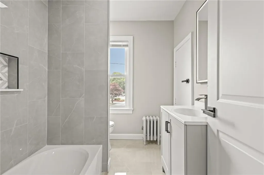 200 Narragansett Avenue Providence RI 02907