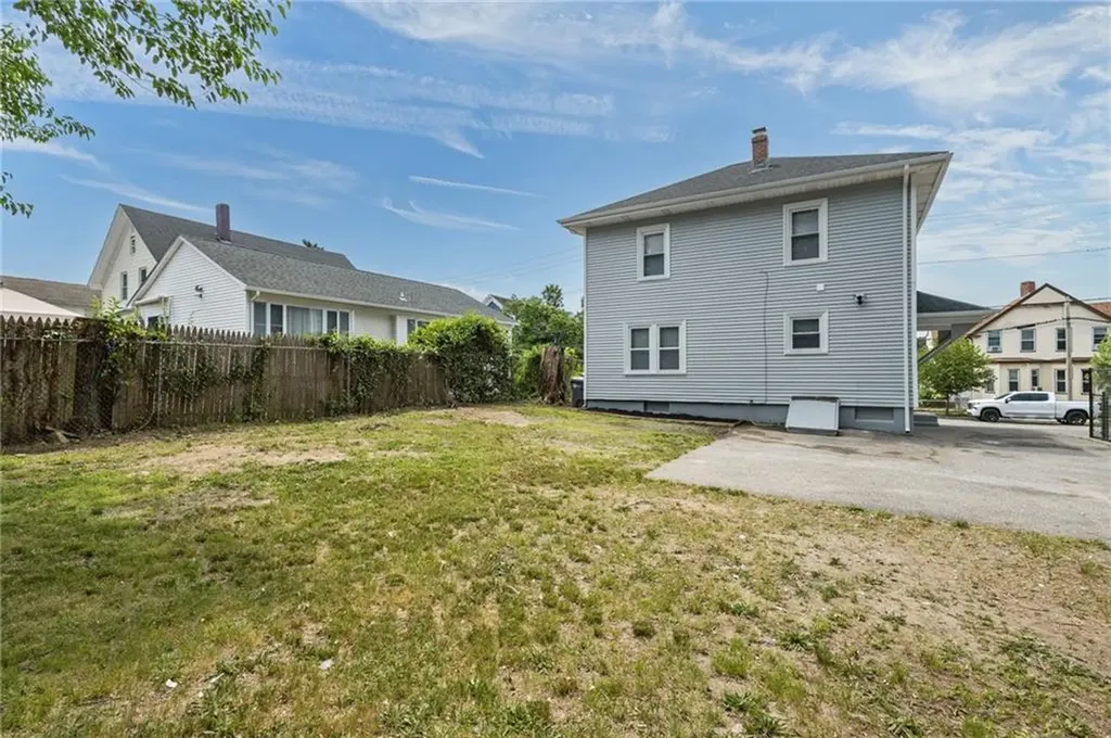 200 Narragansett Avenue Providence RI 02907
