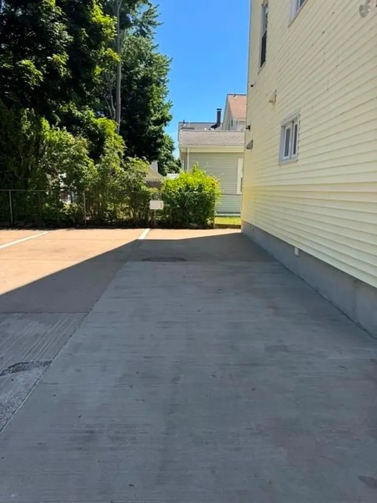 28 30 Gooding Street Pawtucket RI 02860