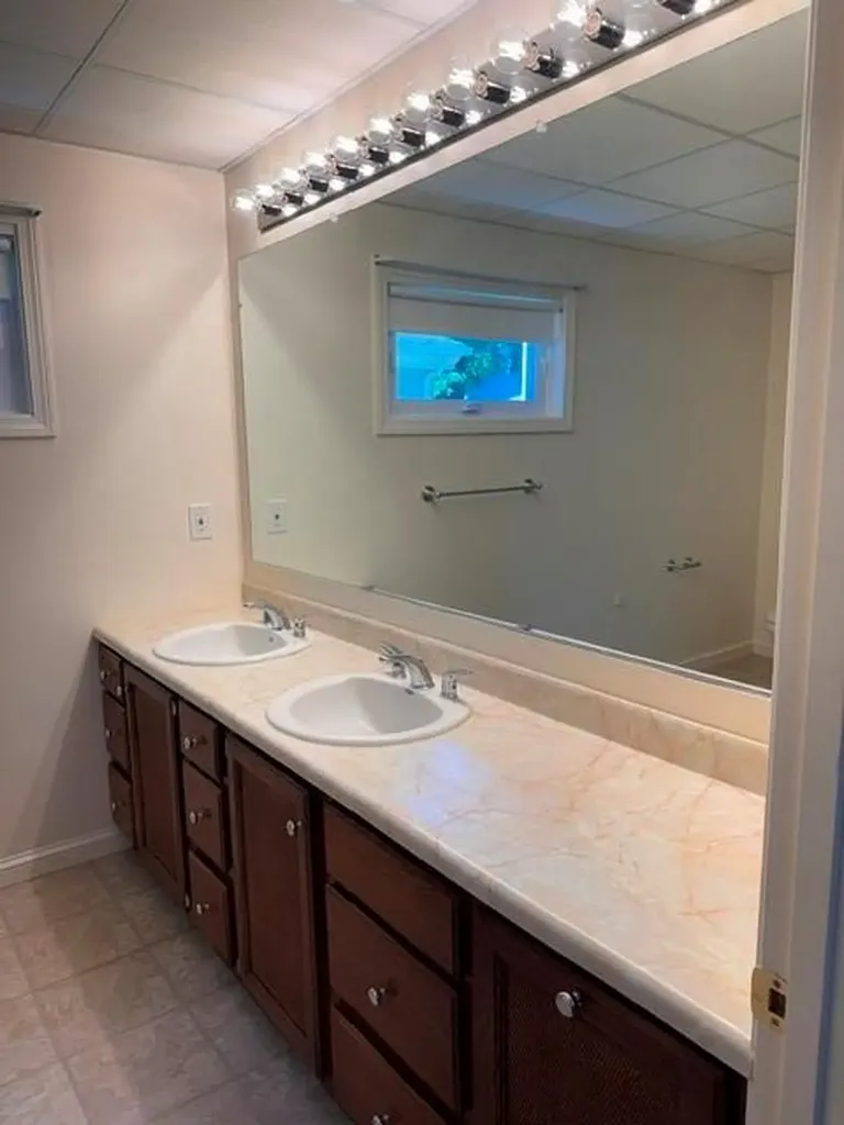 28 30 Gooding Street Pawtucket RI 02860