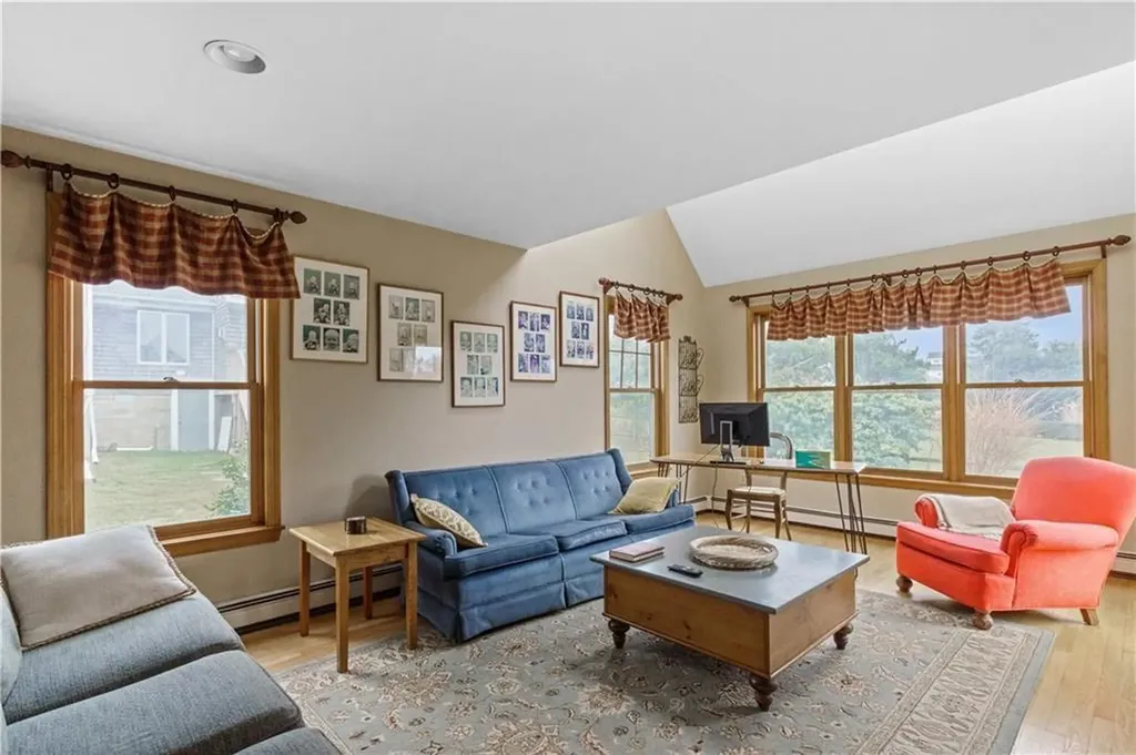 2 Easton Terrace Middletown RI 02842